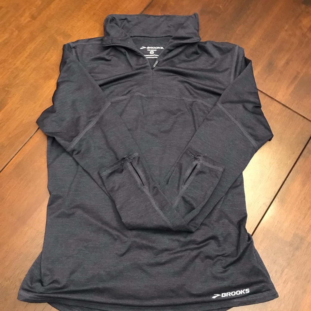 Brooks for Women Pullover-Equilibrium Technology